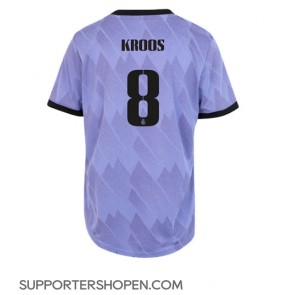 Real Madrid Toni Kroos #8 Borta Matchtröja Dam 2022-23 Kortärmad